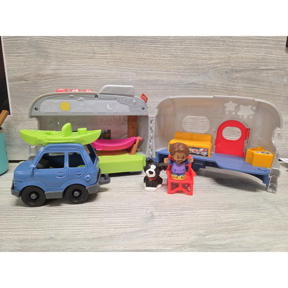 Fisher-Price Little People Songs & Sounds Camper Playset Car Dog Grill GHL17 B5 - Picture 2 of 4